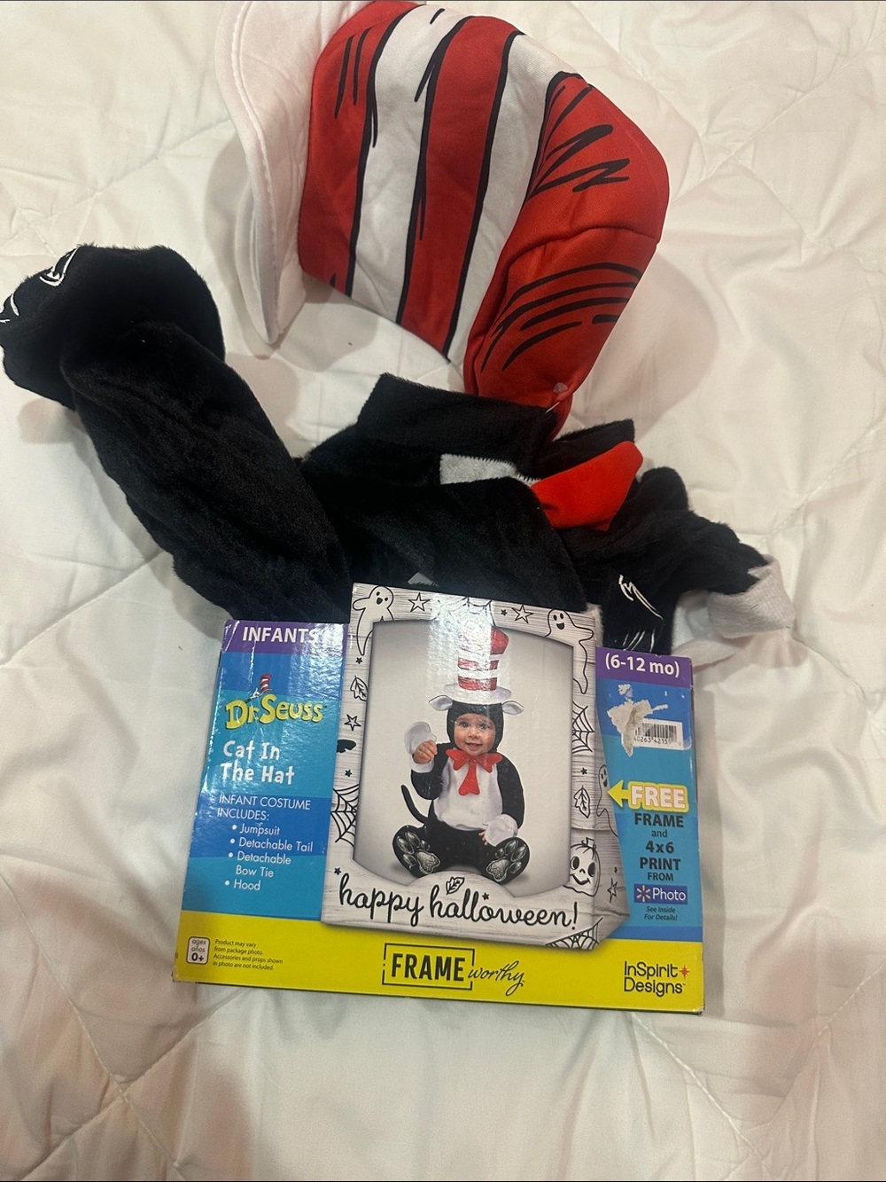NEW Dr. Seuss Cat In The Hat Costume - Red, Black, White size 6-12mo - Picture 5 of 5